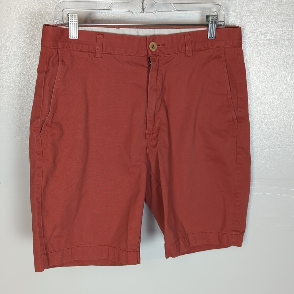 Roundtree & Yorke Casuals Pair of Shorts